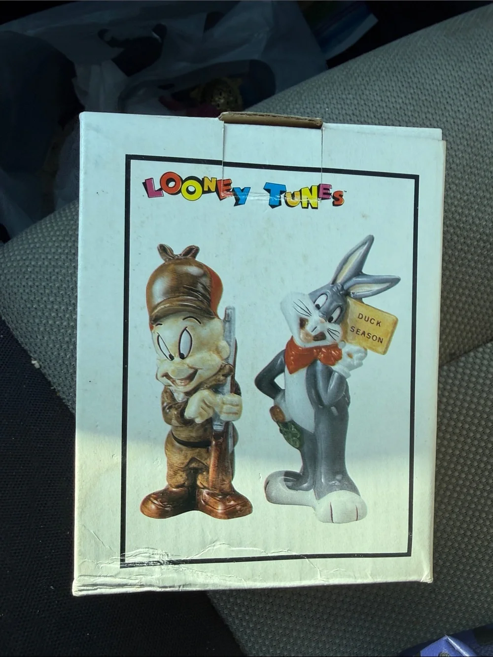 Warner Bros. Looney Tunes Elmer Fudd Brown & Bugs Bunny Gray Figurine Set vintag